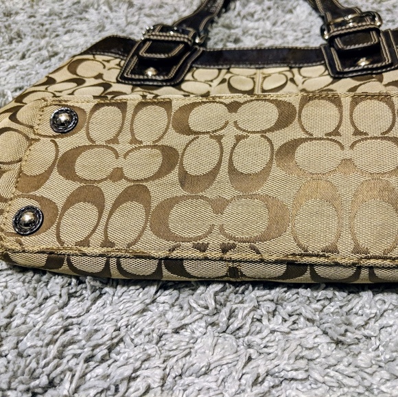 Authentic Coach Purse - Picture 3 of 8